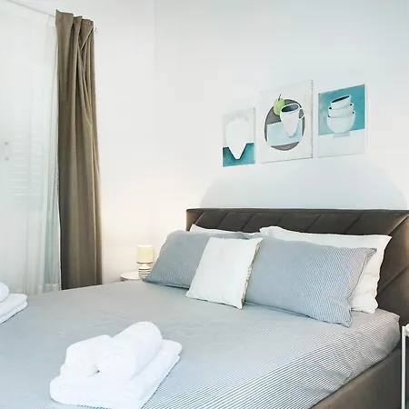 Il Sole Apartment *